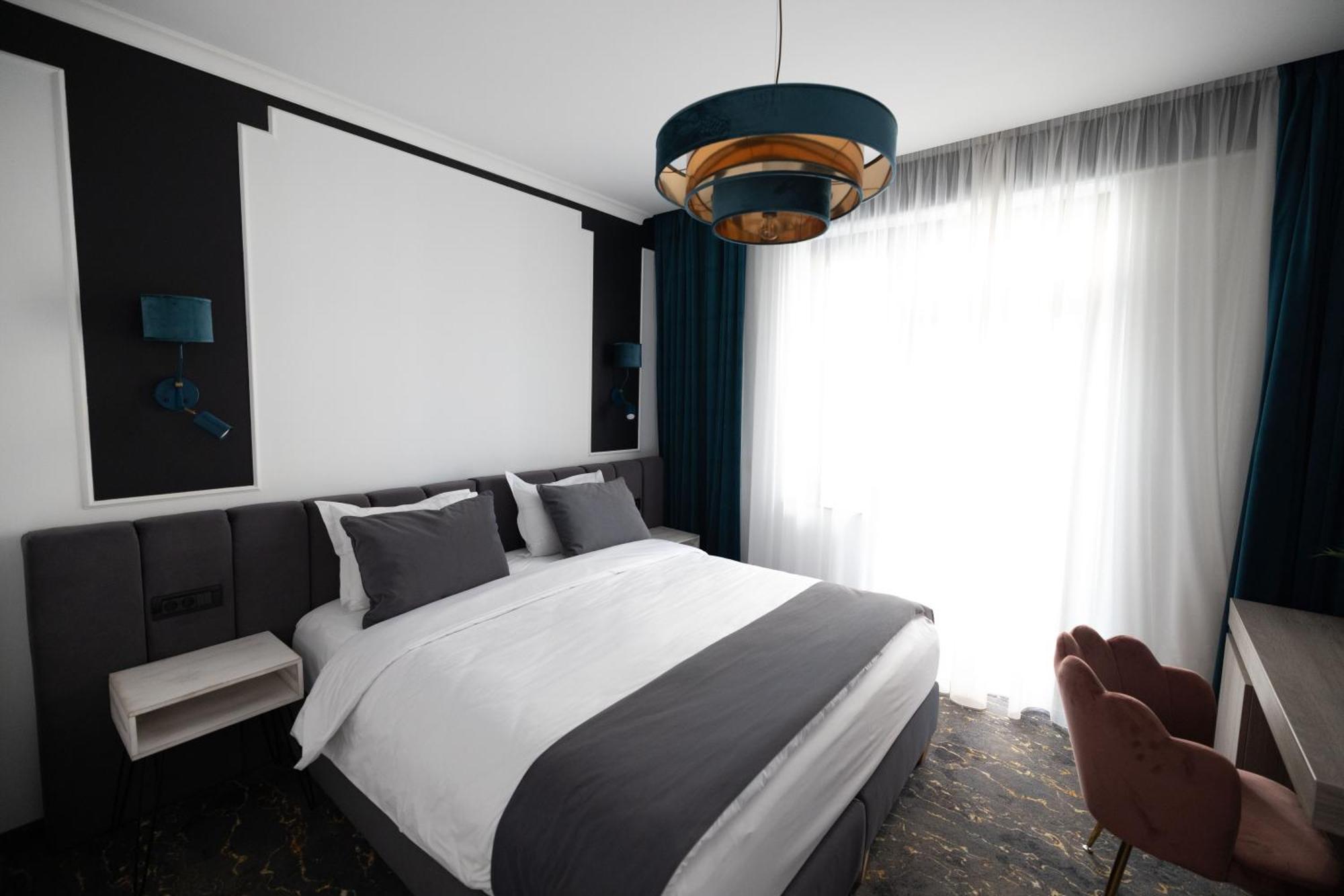 Opera Hotel Timişoara Buitenkant foto